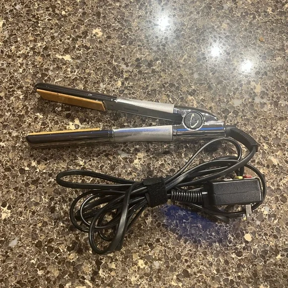 Chi straighter - Picture 1 of 4